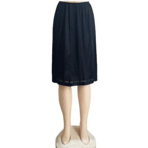 شلجة تنورة قصيرة صناعة شحرور و عبسي